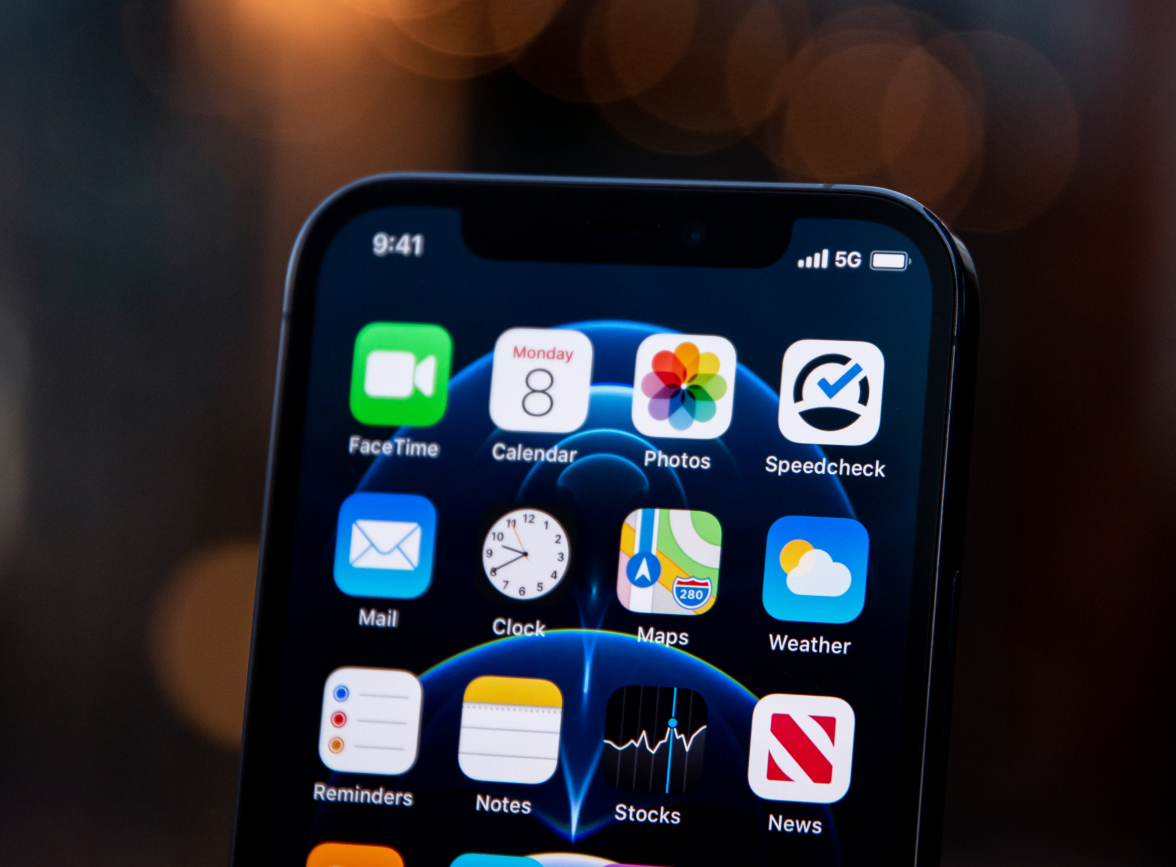 潞城苹果手机维修分享为什么 iPhone 12 在冬季会自动关机 